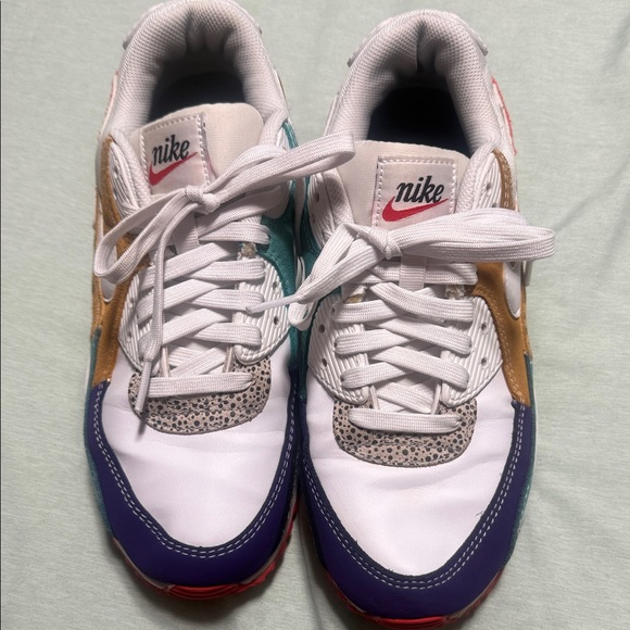 Nike Air Max with Teal, Purple, and Gold Accents - Picture 2 of 5